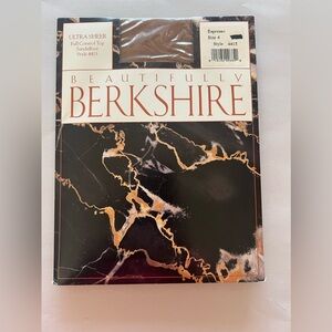 Size 4 (XL) Berkshire Ultra Sheer Hose